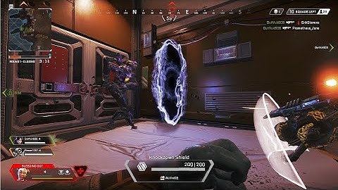 Why you never follow the enemy into a Wraith portal...