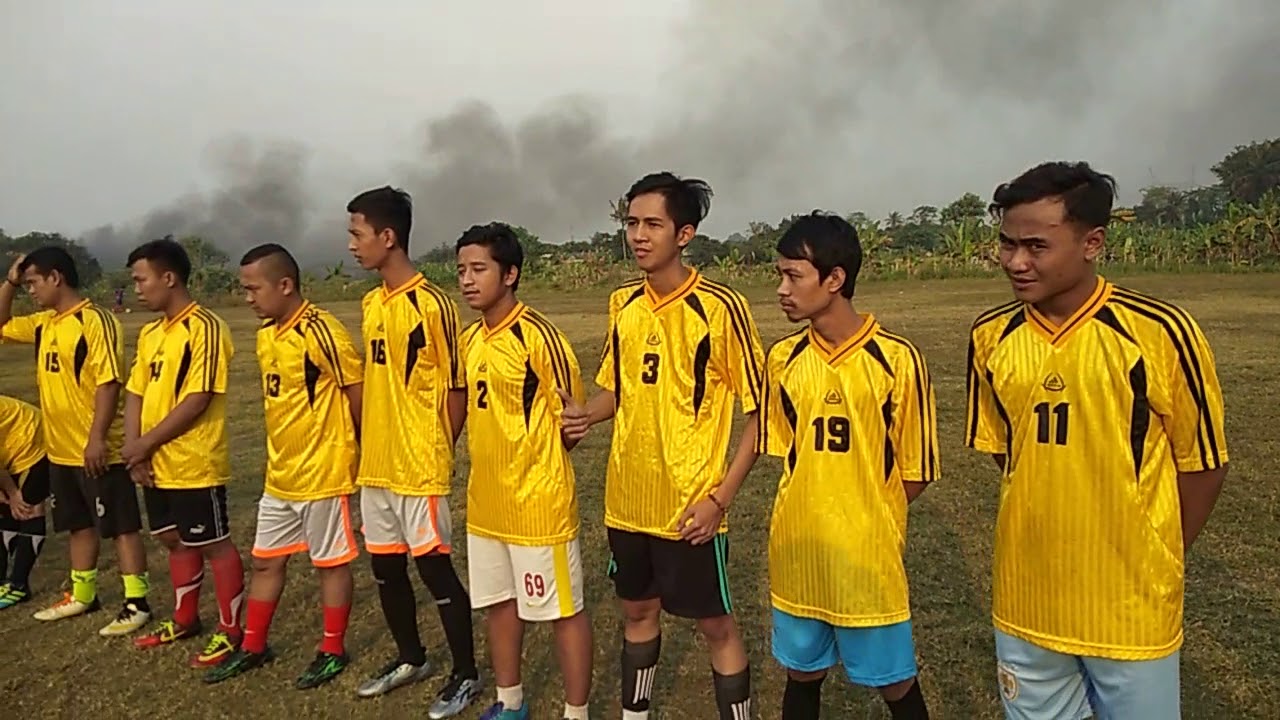 Pertandingan pertama - YouTube