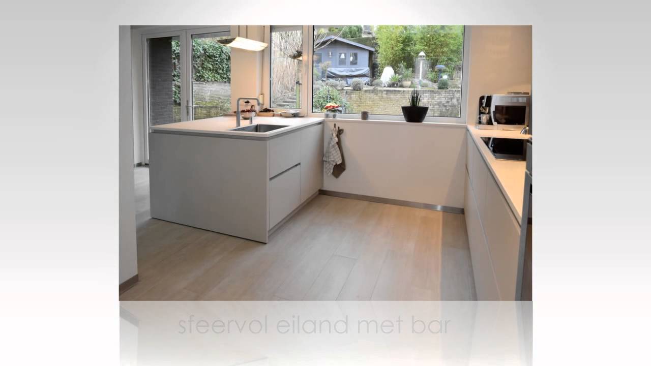 Moderne, greeploze keuken met groot werkeiland youtube