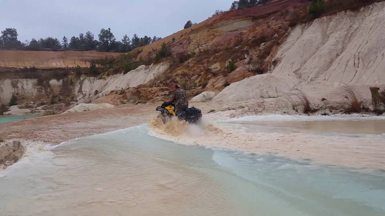 Fick messing around at Sunnyside atv paradise on his Canam 800 YouTube