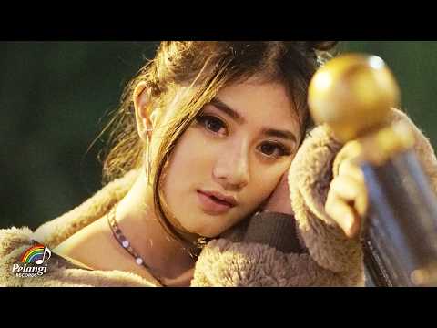 DUO MANJA - Mala Agatha \u0026 Jihan Audi - Gak Ada Waktu Beib [Official Music Video]