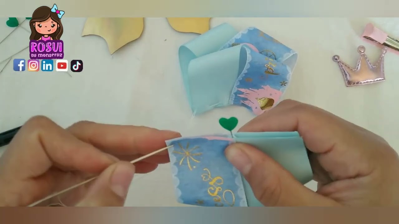 💜🎀💜Moño mediano, Listón de 3.8cm🎀💜🎀 