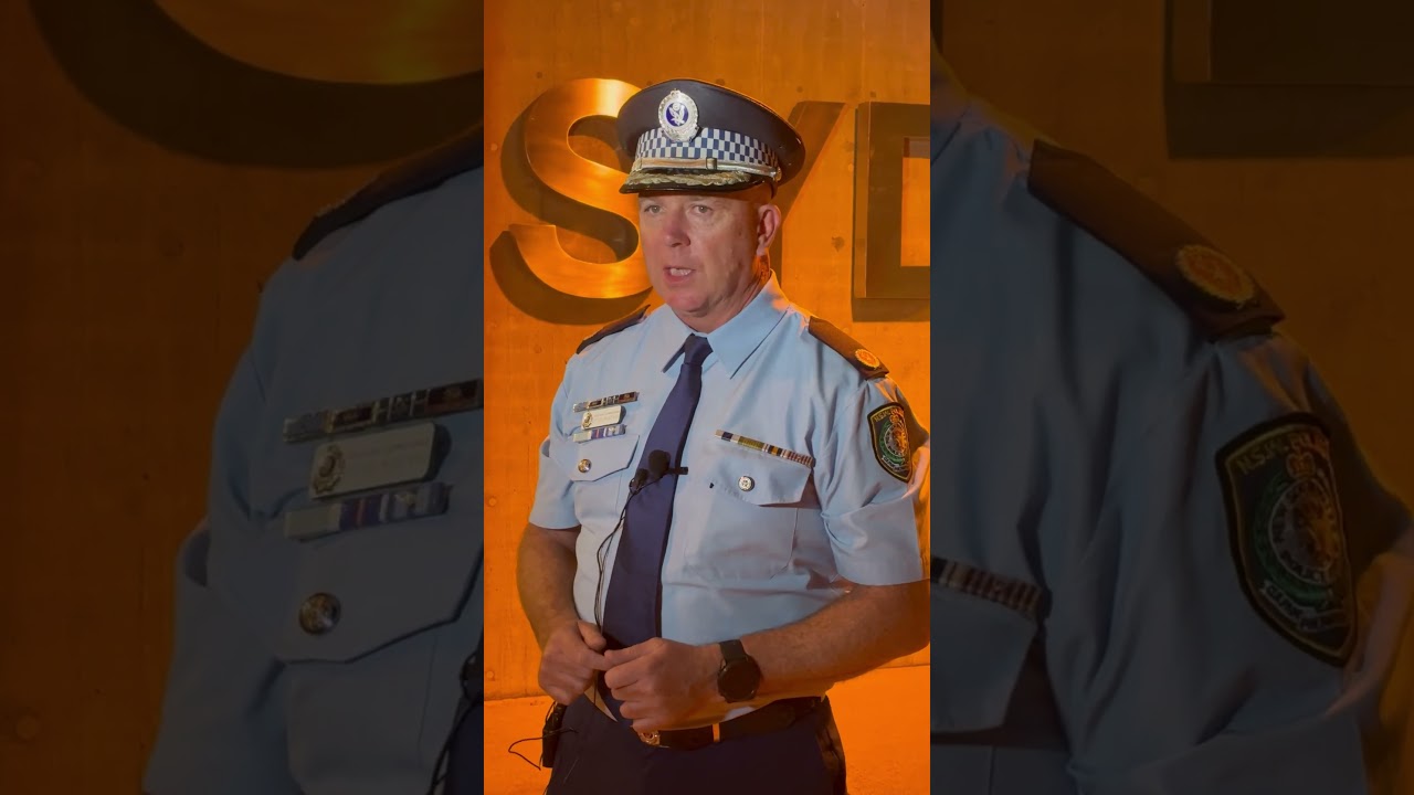 NSW Police defend actions after violent clashes with Herzog protesters in Sydney