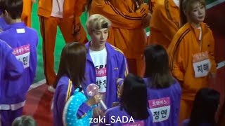 [ Fancam ] 190107 Twice 트와이스 Talking with StrayKids @ISAC 2019