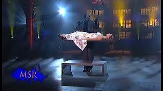 HOW TO MAKE A WOMAN FLOAT IN MID-AIR!