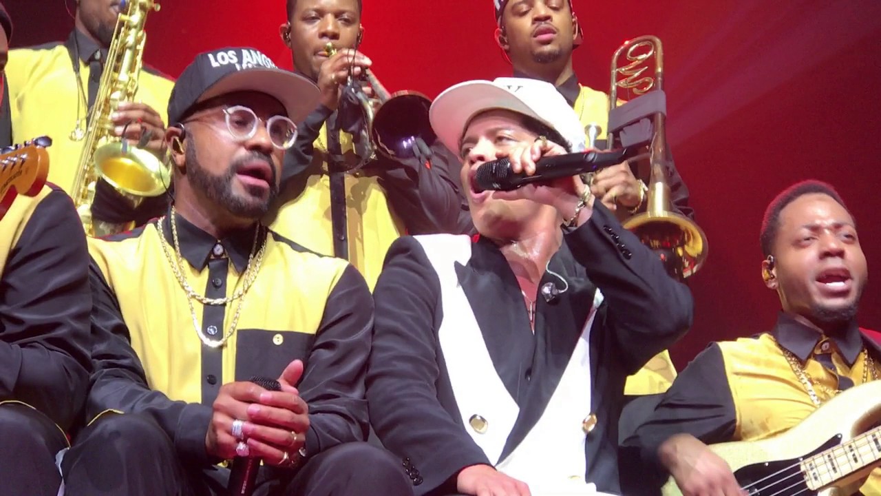 Proposing to Bruno Mars?? A Cousins Life YouTube