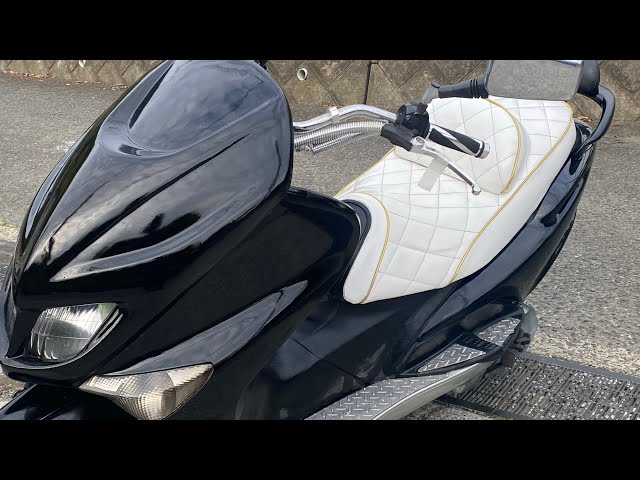 【御成約有難う御座いました】☆MAX110km!BURIALマフラ-!保3/9付!綺麗絶好調 マジェスティ125FI水冷4ストタイヤ＆ブレーキ消耗品OK早くて乗り易いスクーターです！ 御成約有難う御座いました】☆MAX110km!BURIALマフラ-!水冷4スト綺麗
