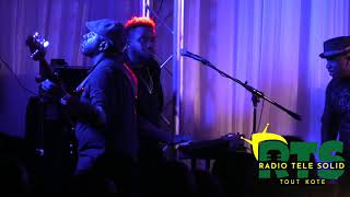 Download Lagu VAYB YOU ARE NOT IN MY PLACE LIVE @BELLA BANQUET HALL WPB 11/27/19 Download Lagu VAYB YOU ARE NOT IN MY PLACE LIVE @BELLA BANQUET HALL WPB 11/27/19