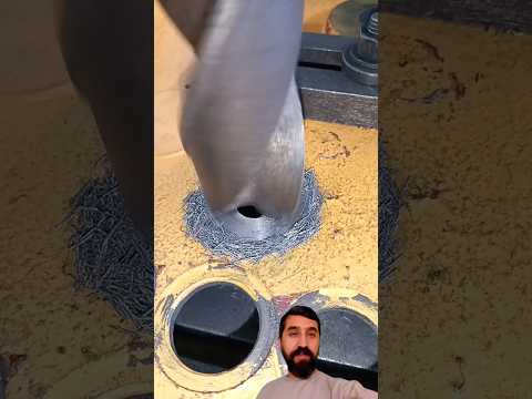 How to drill holes in the iron #youtubeshorts #machinerychannel #trending #viral #shortfeed #welding