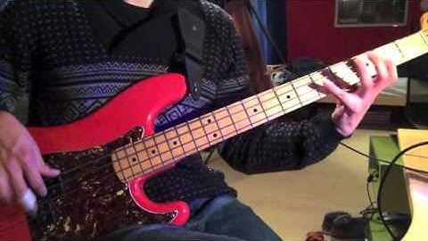 1977 Fender Precision Bass + Fuzz