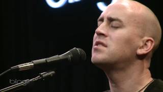 Tyrone Wells - I Can't Save You Now (Bing Lounge)