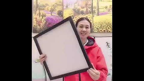 Treo tranh canvas không cần đóng đinh hay khoan tường