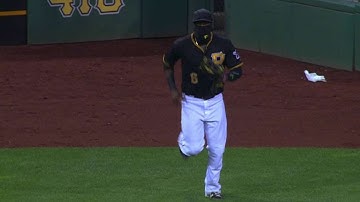 CHC@PIT: Marte chases down deep liner to steal hit