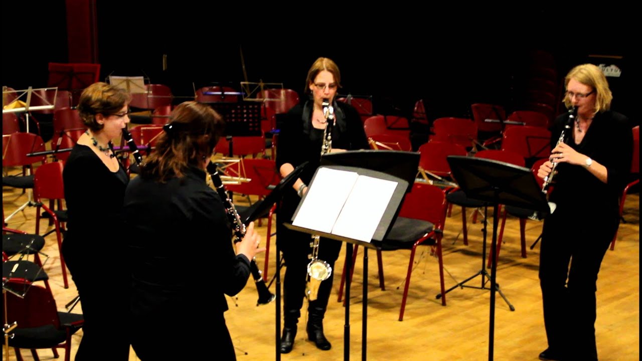 Klezmer 'Freilach' Optreden Klavier tijdens de