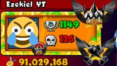 His Record is AMAZING! Playing a Pro Player in R3 Speed Moab Pit + Live Commentary | BTD Battles