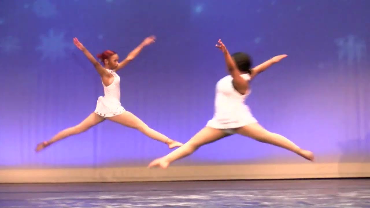 "Snow Flurries / Snowstorm" DSA Dance dept - 2022 Holiday Nights