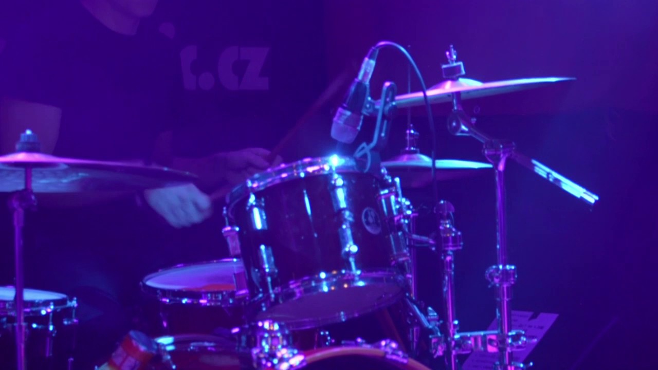 Světlo - Harmonie (Metro Music Bar, Brno, 27.9.2016)