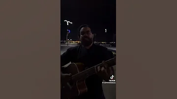 انا بشحت بالكيتار الاصلية 