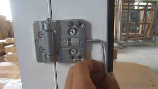 Adjust hinge of bifold door