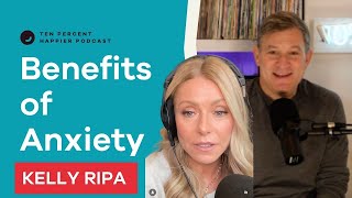 Kelly Ripa On: The Upside of Anxiety, the Case for Marriage Counseling, and Growing Older in Public