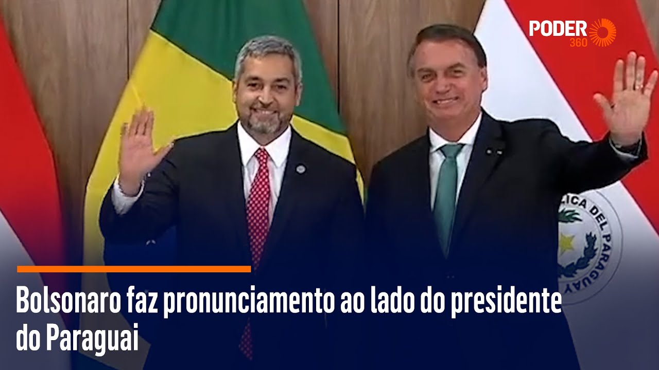 Bolsonaro faz pronunciamento ao lado do presidente do Paraguai