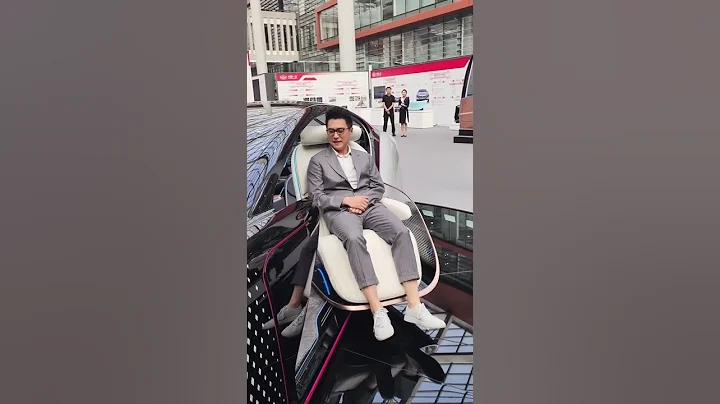 Film star experience the FAW Red Flag new energy concept car#FAW #hongqi #evcars #electriccars - DayDayNews