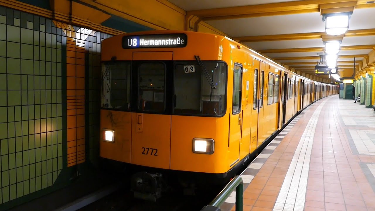 U-Bahn Berlin U-Bahnhof Wittenau U8 (Endbahnhof)