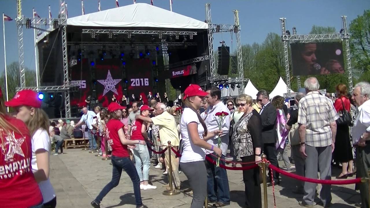 песня весна 45 года 9 5 2016 Рига - YouTube