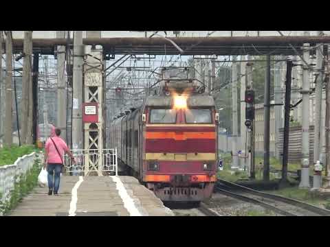 Электровоз ЧС2Т-1005 с