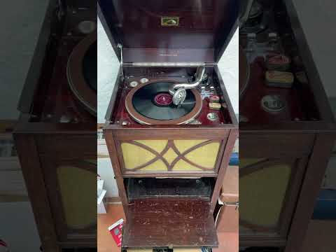 Perfidia / Glenn Miller & his Orchestra / recorded in NY 19th February 1941 