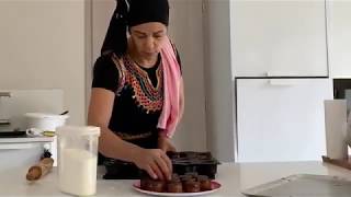 Download Lagu Houria Les Yeux Verts Jamais Sans Mon Assiette De Gâteau.Le Retour De Madame Dédé! 🤪 MP3 Download Lagu Houria Les Yeux Verts Jamais Sans Mon Assiette De Gâteau.Le Retour De Madame Dédé! 🤪 MP3