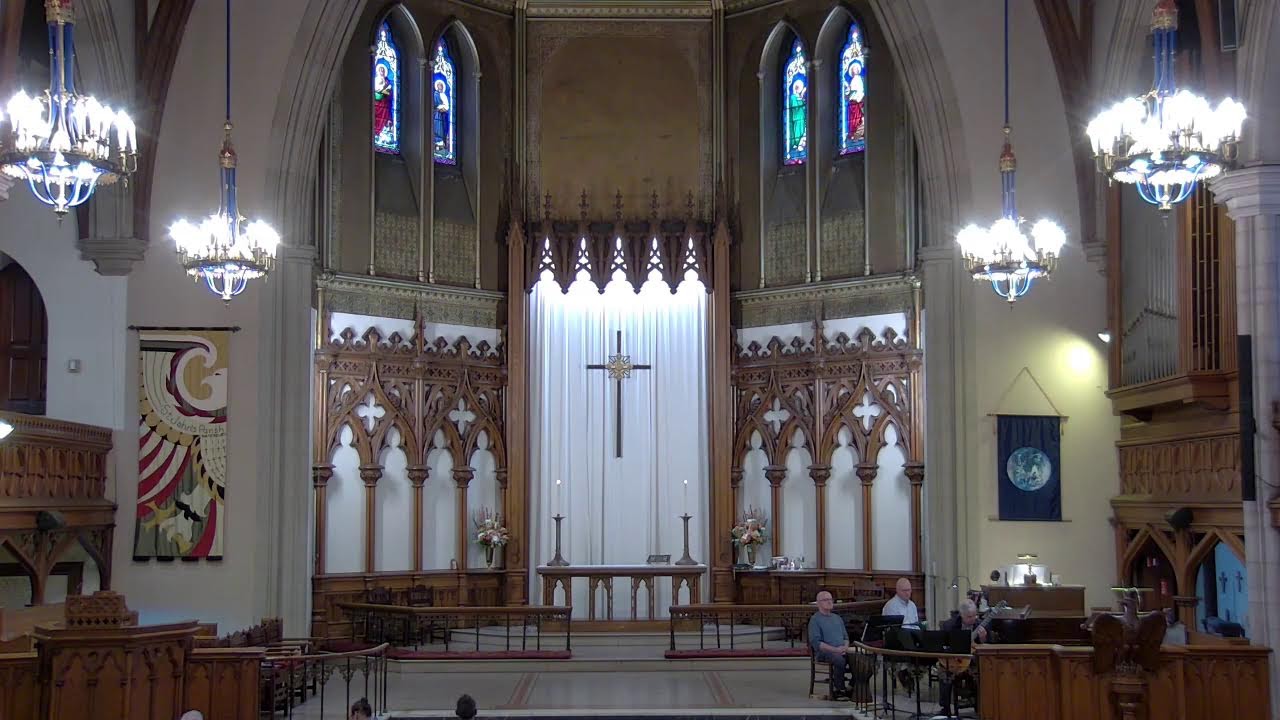 10:00am Bilingual Service • Misa bilingüe (09/07/25)