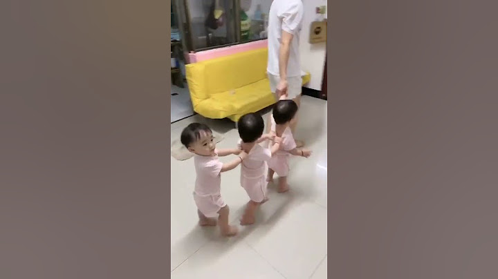 三胞胎爸爸的流水线作业又开始啦😂😂  #家有萌娃 #三胞胎vlog #爸爸帶娃記 #lovelybaby  #lovely