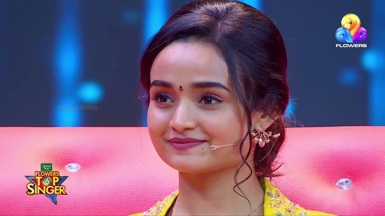 യമുന തീരത്ത്‌ നിലാവ് തെളിയിച്ച് ശിവകാമി