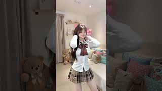 Cute Anime Girl in School Uniform | Beautiful AI Girl Video ✨
