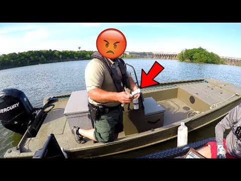 CONFUSING a GAME WARDEN While Bass Fishing!! (Why??) 