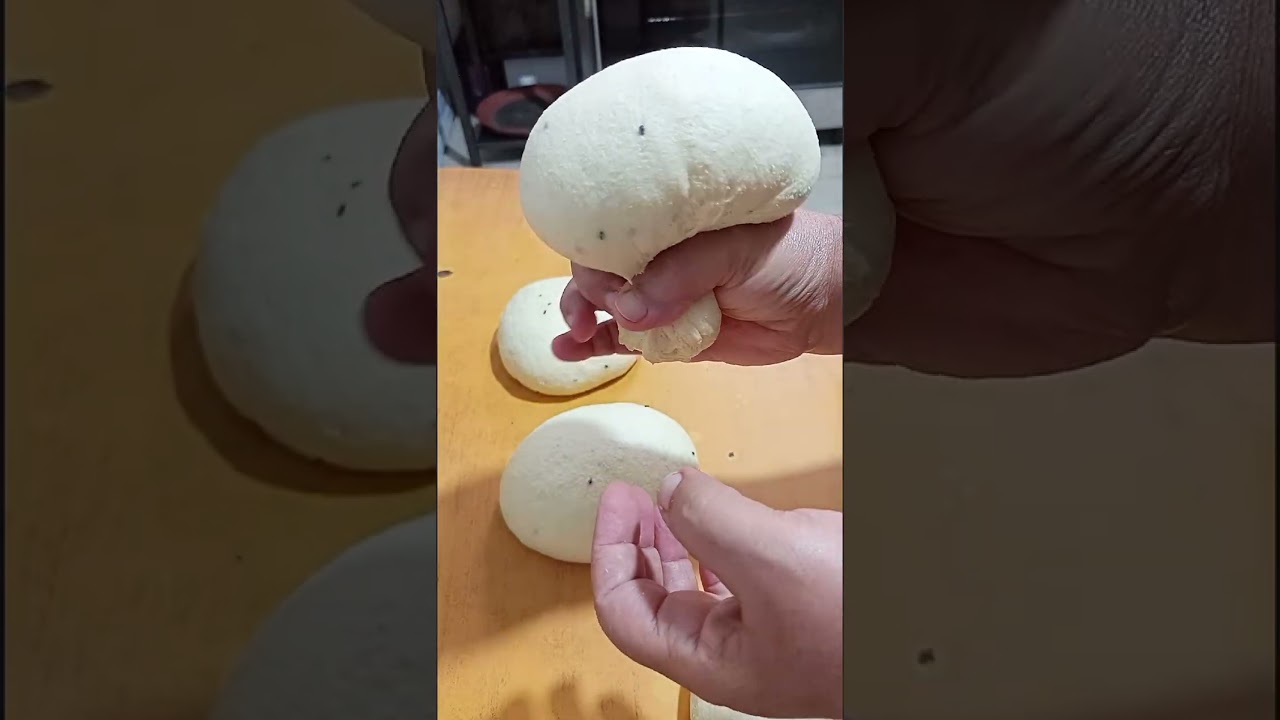 كسرة خميرة بالماء الساخن قطن من الخفة نتاعها ماتحسولهاش تهبل تهبل 