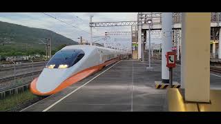 700T/TR05 141次高鐵南下左營終點到達
