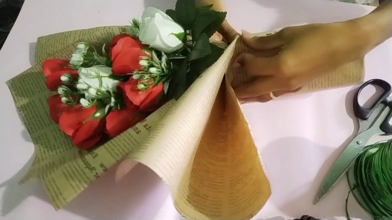 Hướng dẫn bó hoa 10 bông bằng giấy báo |Shop Hoa Thao|
