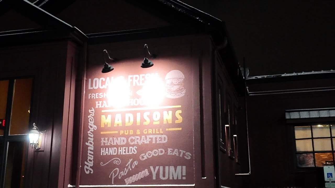 Паб и гриль Madisons, 7611 S Madison St, Уиллоубрук, Иллинойс