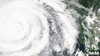 Cyclone Phailin Batters India's East Coast
