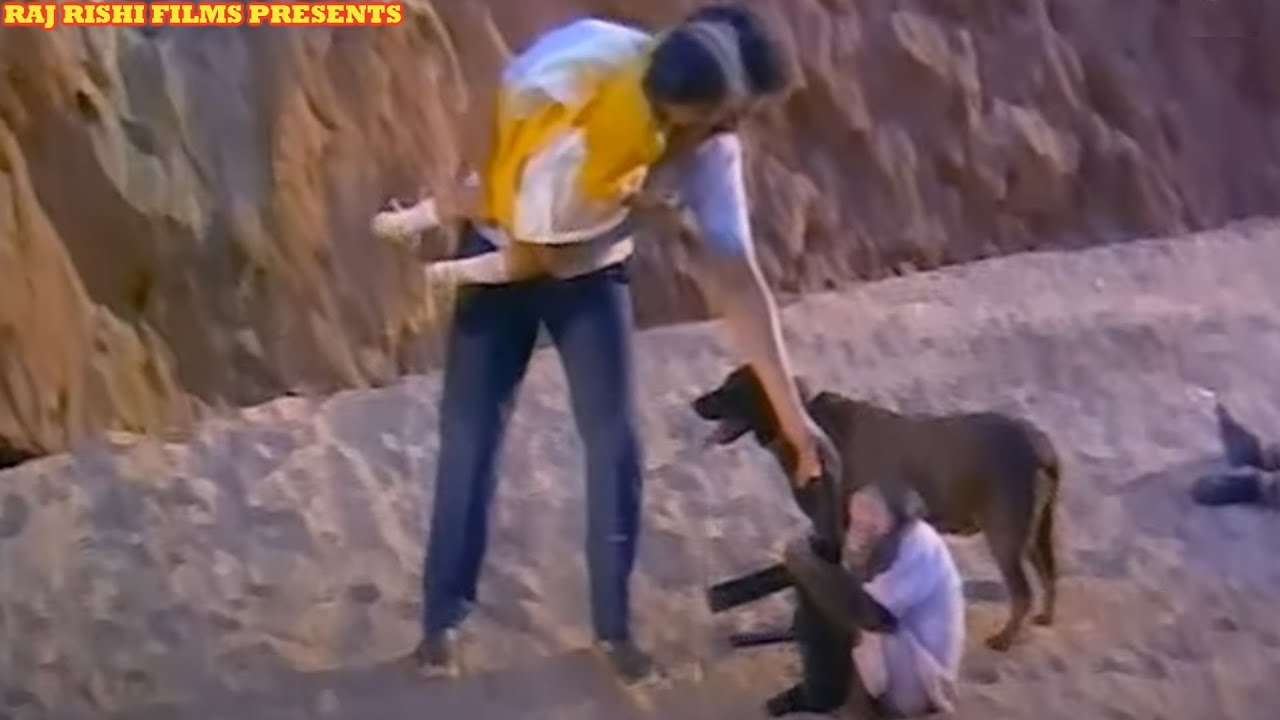 रामू और राजा जैसे जानवरोंने दुर्गा की जान बचाई | Devi Aur Durga | Devotional Hindi Movie | Climax