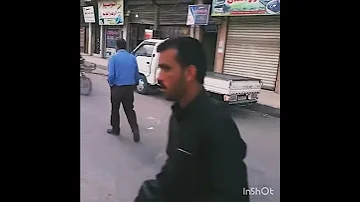 اضحك من قلبك على عجوز يتكلم الهاتف 