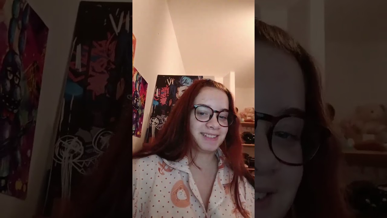 On parle fnaf 2 le film sans spoil, on papote et on test des trucs sur des perruques