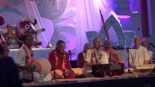 HG BadaHari Prabhu Singing in Sadhu Sanga Retreat 2015 on Day 1