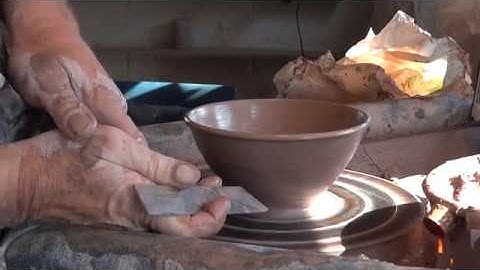 7 steps to throwing a bowl (general purpose - ‘GP’ )  May 9 with Simon Leach