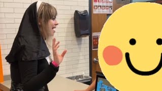 🍗 Practicing Spanish in public 🍗