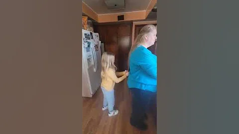 Tricking Repunzel (Arabella cuts Aunt Jenny's hair...