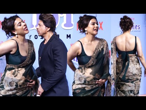 Kajol and Shah Rukh Khan Most Adorable Moment during The Archies Screening