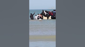 Migrants Crowd into Small Boat, Attempting to Leave France for UK